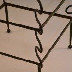 saltorini3tiertable2